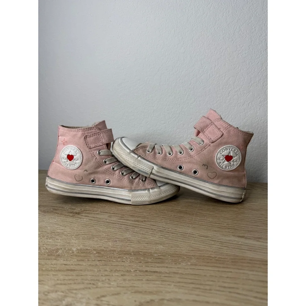 Converse Chuck Taylor All Star High Top Pink Heart Sneakers A09119F Youth Size 2